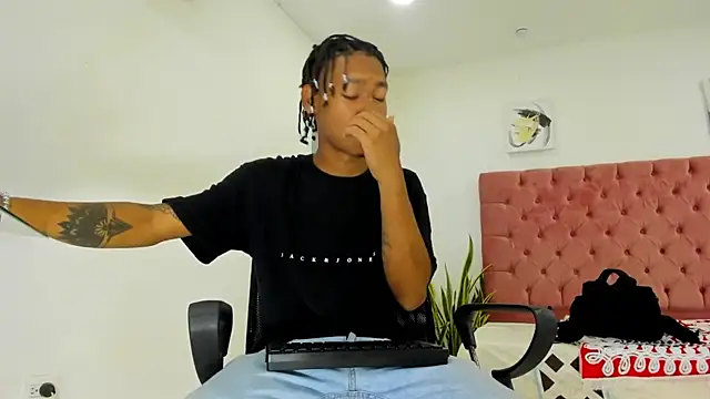 blackdirty420 online show from March 2025 03:53:02 PM