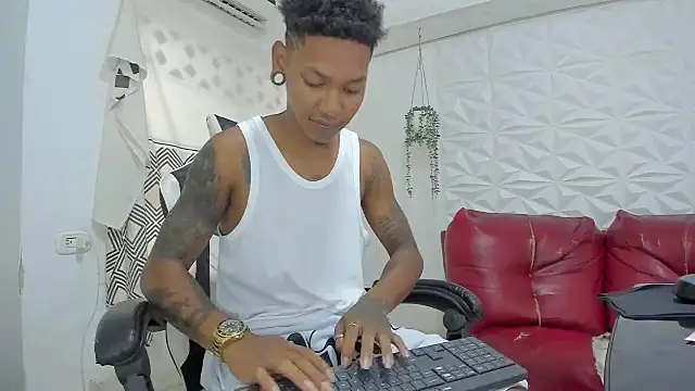 blackdirty420 online show from October 2025 07:02:01 PM