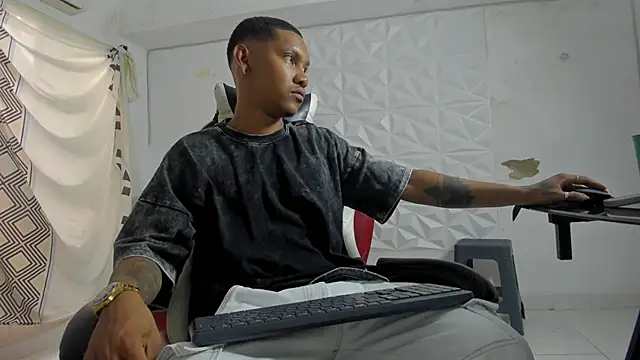 blackdirty420 online show from November 2025 07:46:02 PM