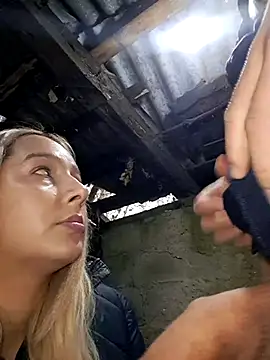 hotamanda01 online show from November 2025 01:40:01 PM