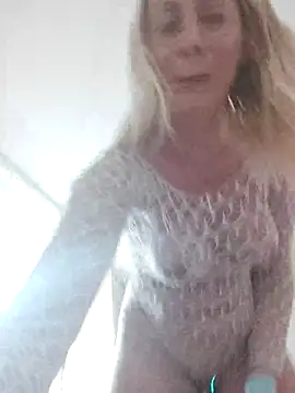 visnjica online show from April 2026 02:04:02 PM