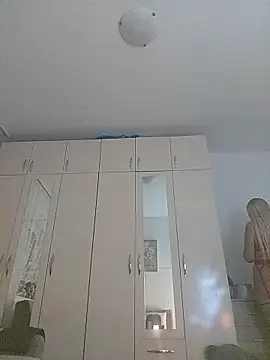 visnjica online show from April 2026 09:15:02 PM