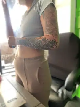 Dulce  Boyd online show from December 2025 01:51:02 PM