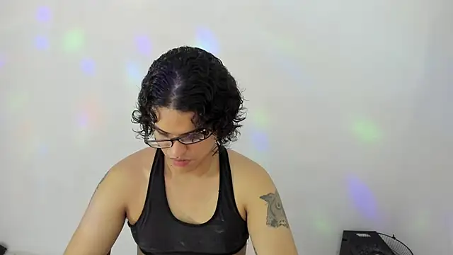 Diane blossom online show from October 2025 06:19:02 PM