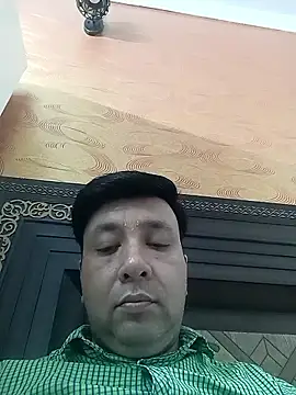 innocentboy1987 online show from April 2026 05:38:01 AM