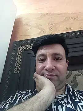 Snapshot of innocentboy1987 chatting on May 2026 07:35:01 AM innocentboy1987 online show from May 2026 07:35:01 AM