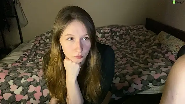 Sabrinaanddaniel online show from February 2026 07:34:02 PM