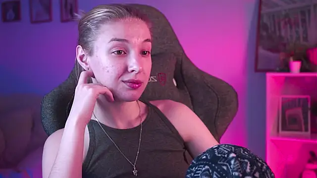 PhilippaAdamas online show from February 2025 05:56:01 AM