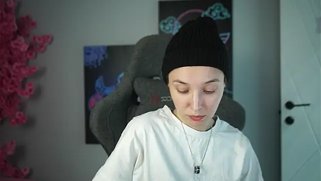 PhilippaAdamas online show from October 2025 02:54:02 AM