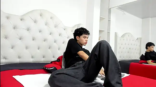 Aiiden 15 online show from February 2025 02:57:01 PM