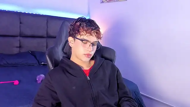 Aiiden 15 online show from October 2025 12:08:02 PM