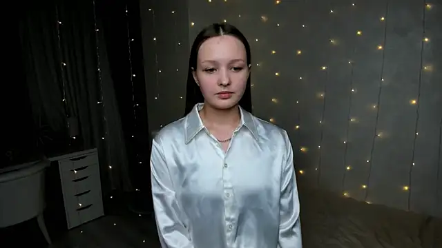 LorettaBierlly online show from February 2025 03:56:01 PM