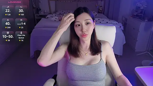 joycemilka online show from February 2026 01:40:01 PM