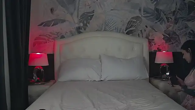 MaeveMoon online show from February 2026 06:13:02 PM