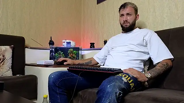 JamieNoxus online show from September 2025 08:09:02 PM