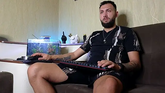 JamieNoxus online show from September 2025 06:48:01 AM