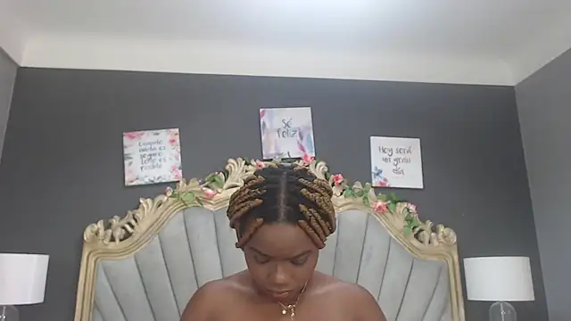 LindaBird online show from March 2025 05:49:02 PM