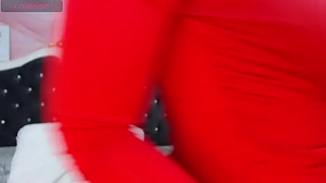 LindaBird online show from October 2025 07:57:02 PM