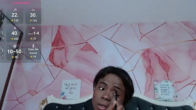 LindaBird online show from February 2026 09:24:01 PM