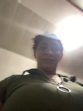 Carola-Ross online show from April 2026 09:39:33 PM