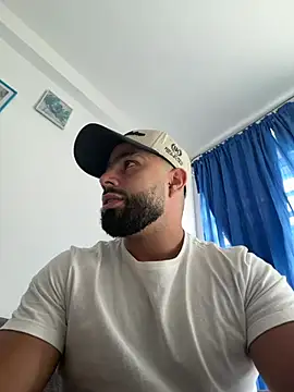 Snapshot of mikeblaree chatting on July 2026 06:43:02 PM mikeblaree online show from July 2026 06:43:02 PM