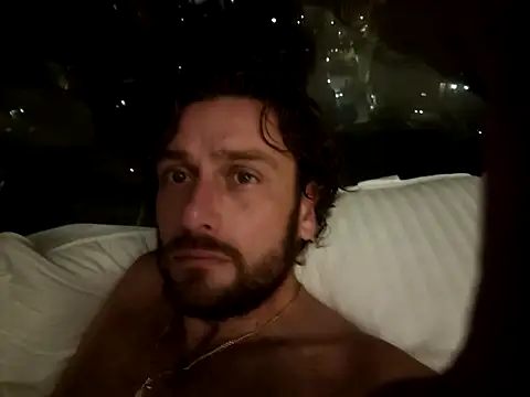 gronammo85 online show from October 2025 11:21:02 AM