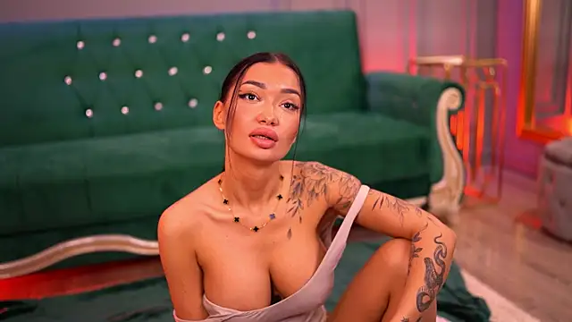 SashaFerrera online show from February 2025 10:04:02 PM