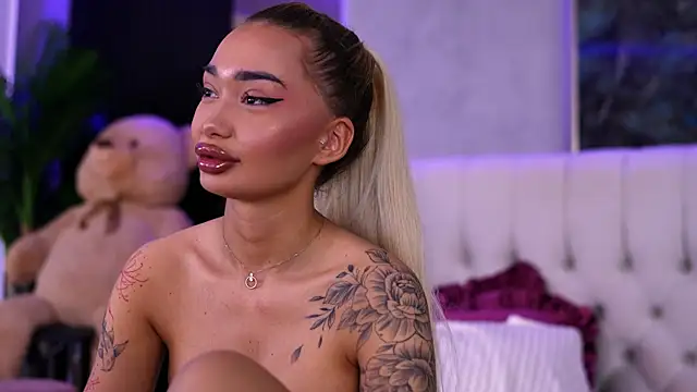 SashaFerrera online show from September 2025 06:29:02 PM