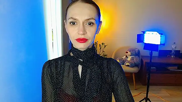 Lady Sunshine  online show from March 2026 07:37:02 AM