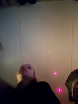 ShysluutGia online show from December 2025 10:32:01 AM