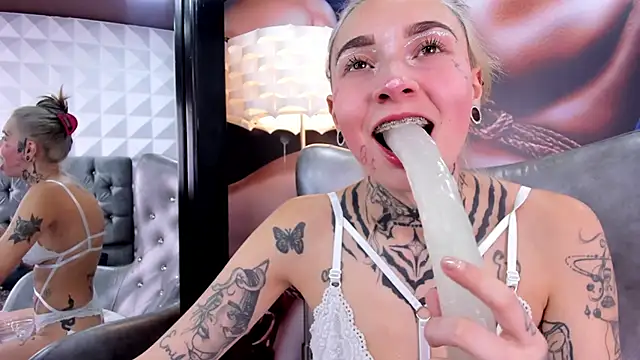 miss   angel online show from February 2025 06:35:02 PM