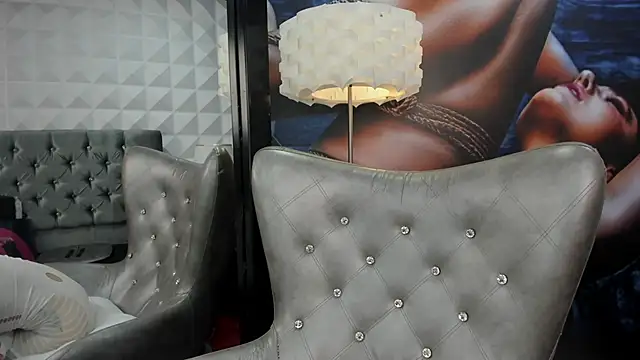 miss   angel online show from September 2025 06:09:02 PM