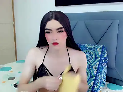 dominic 00 online show from November 2025 07:29:02 PM