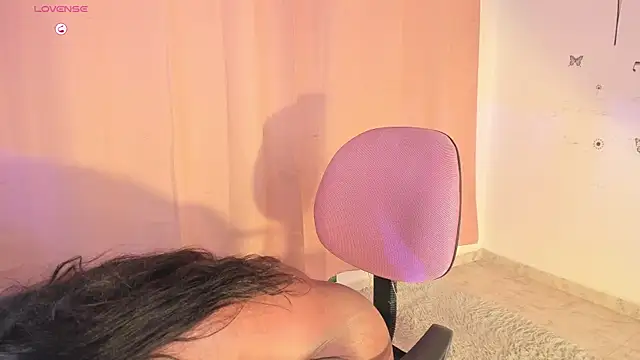 Nataylayla online show from October 2025 09:35:02 PM