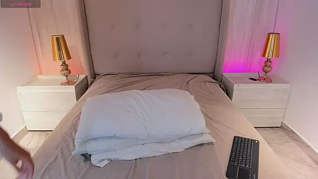 Snapshot of emmiily_z chatting on March 2026 08:26:02 PM emmiily z online show from March 2026 08:26:02 PM