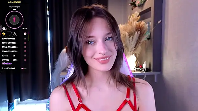 Snapshot of Hisoka_akerley chatting on May 2026 04:21:02 AM Hisoka akerley online show from May 2026 04:21:02 AM