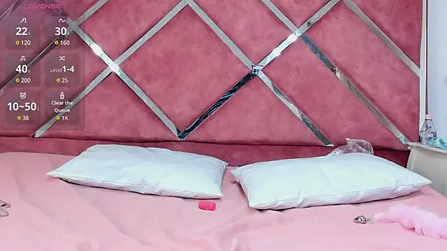  JuliSweet  online show from March 2025 12:26:01 PM