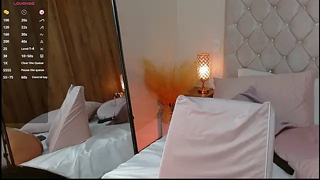 Mia Neilld online show from February 2025 11:44:01 PM