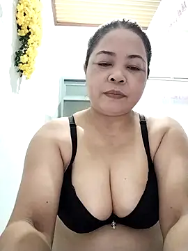 Snapshot of Baby-bigtits2024 chatting on September 2025 10:46:01 PM Baby-bigtits2024 online show from September 2025 10:46:01 PM