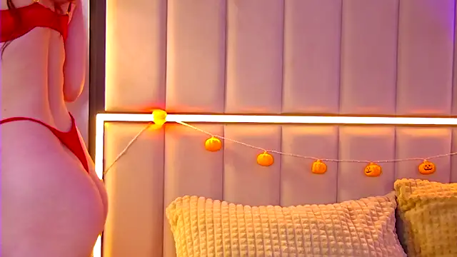 Snapshot of AlexaBright chatting on November 2025 06:52:02 PM AlexaBright online show from November 2025 06:52:02 PM