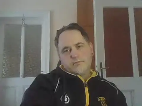 Snapshot of Szolga10 chatting on February 2025 11:07:02 AM Szolga10 online show from February 2025 11:07:02 AM