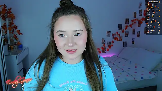 Snapshot of EmilyxxGraces chatting on October 2025 08:30:02 PM EmilyxxGraces online show from October 2025 08:30:02 PM