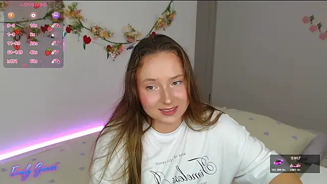 Snapshot of EmilyxxGraces chatting on August 2026 11:58:01 PM EmilyxxGraces online show from August 2026 11:58:01 PM