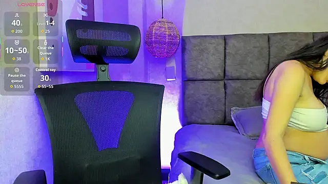 elizabeth 20 online show from October 2025 07:47:01 PM