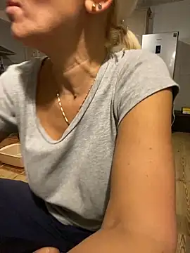 DeboraXporn online show from October 2025 09:48:02 PM