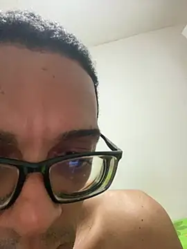 Diegodelicia online show from July 2026 10:19:02 PM