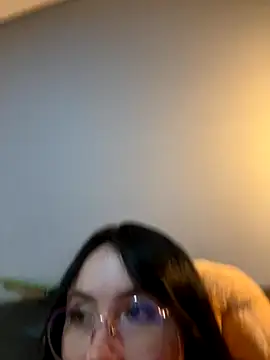 ValentinaOrtiz3 online show from November 2025 03:28:01 AM