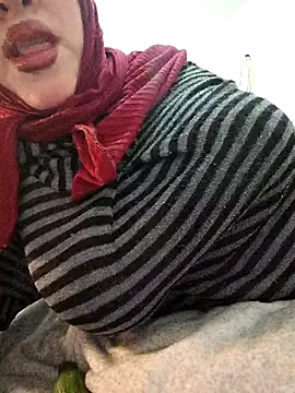 Malak-26 online show from February 2026 10:41:02 PM