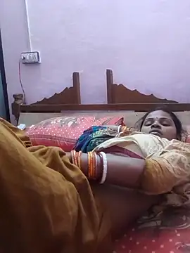 Snapshot of Hot_couple493 chatting on February 2025 10:02:01 AM Hot couple493 online show from February 2025 10:02:01 AM