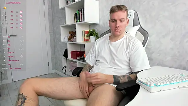 jaffersonlouis online show from February 2025 12:50:01 PM